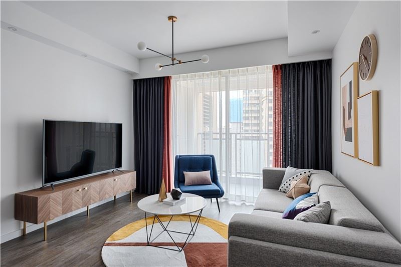 惠州市雅居樂白鷺湖一期歐式風格三居室裝修案例