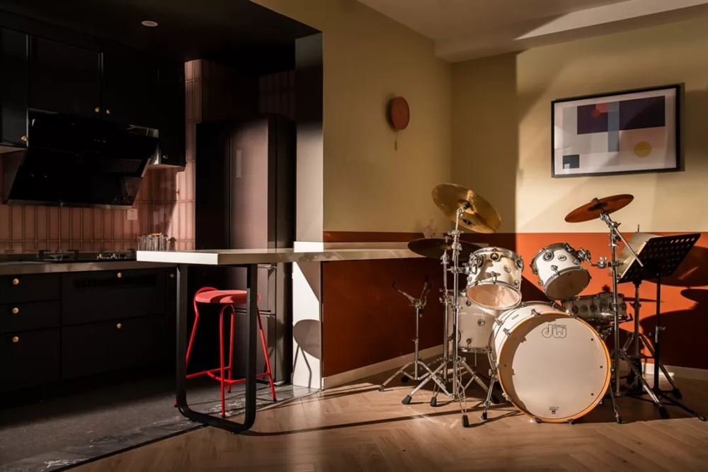 茂名市粵西明珠現(xiàn)代簡約風(fēng)格三居室裝修案例