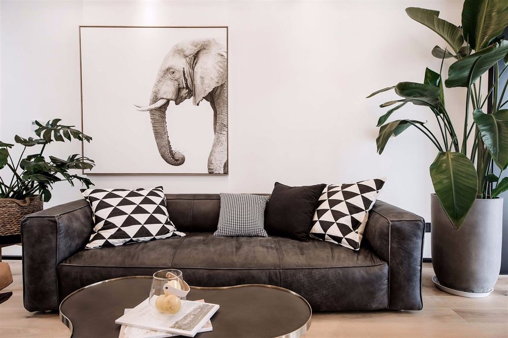 廣州市珠江帝景苑北歐風格三居室裝修案例