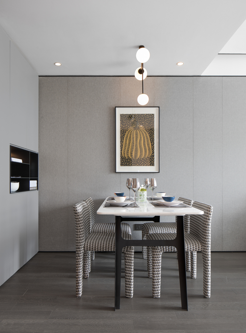 現代前衛風格室內家裝案例效果圖-餐廳 現代前衛風格室內家裝案例效果圖-餐廳