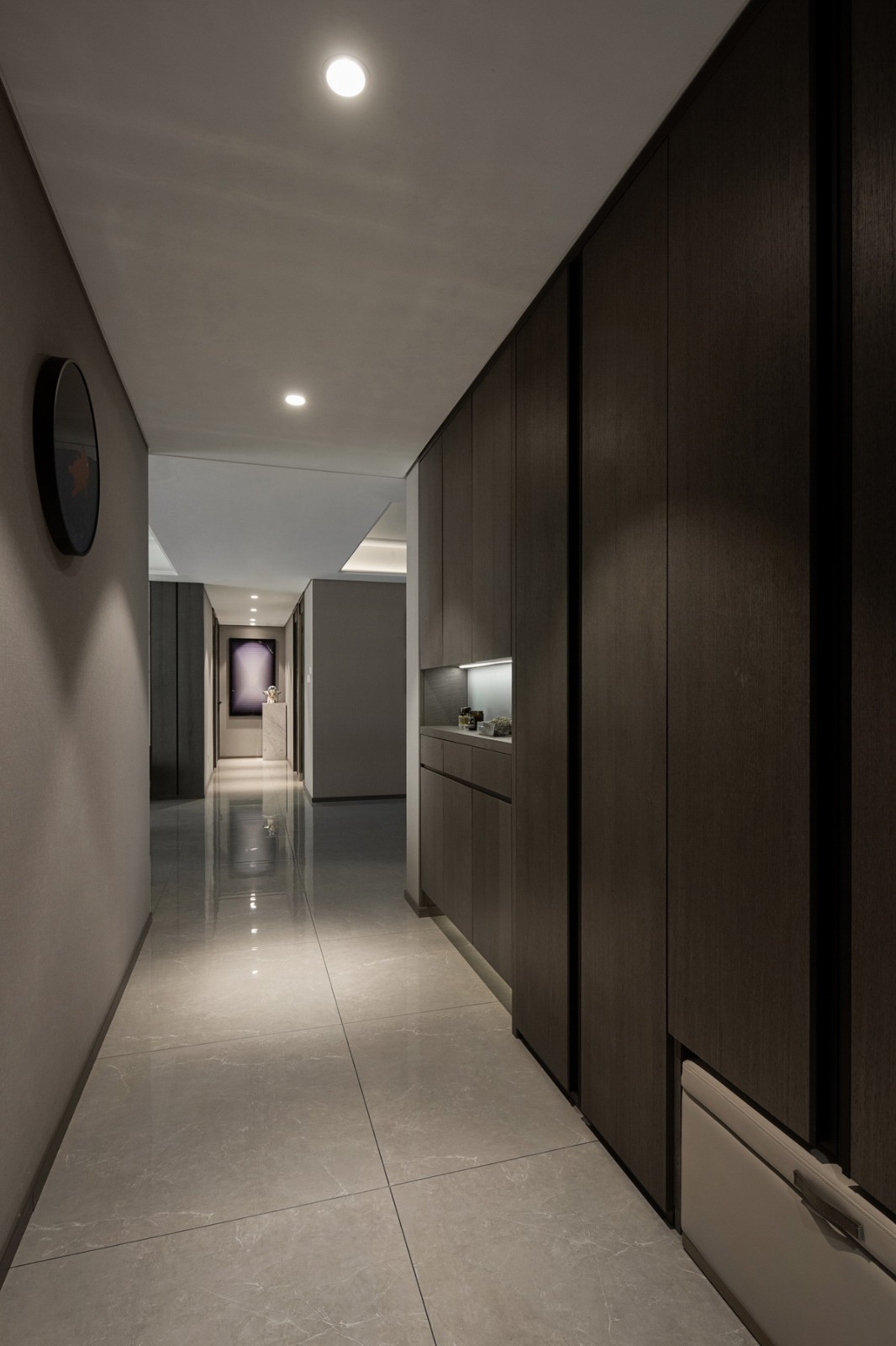 現代輕奢風格室內設計家裝案例-玄關 現代輕奢風格室內設計家裝案例-玄關