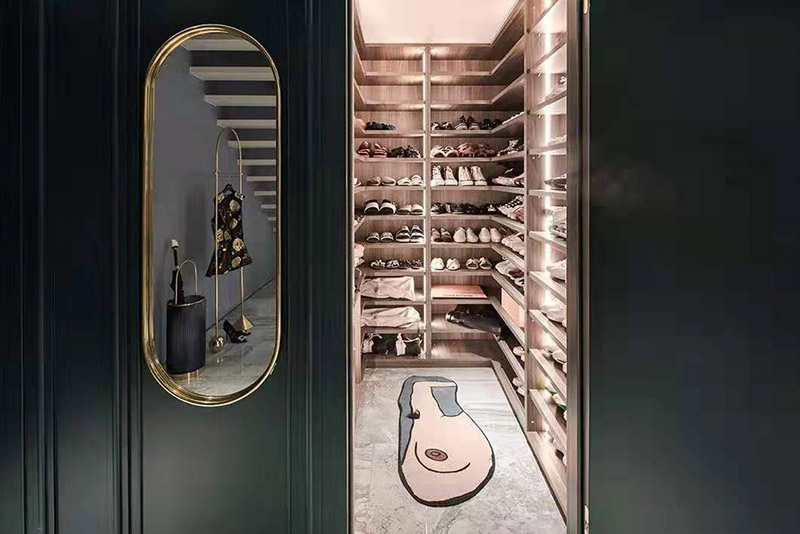 現代前衛風格室內裝修效果圖-一里洋房復式樓200平米-衣帽間 現代前衛風格室內裝修效果圖-一里洋房復式樓200平米-衣帽間