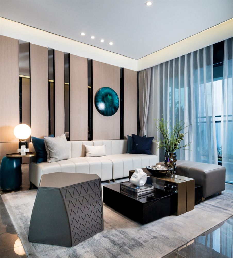 江門市恒大泉都輕奢風格三居室裝修案例