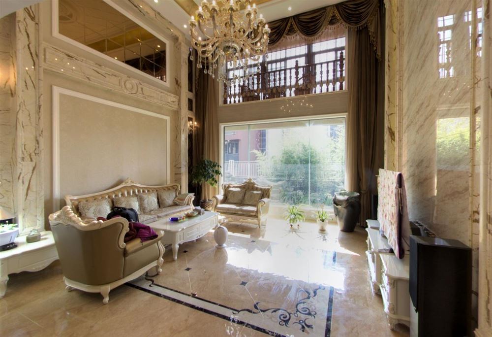 楚雄彝族自治州城市花園(楚雄)歐式風格別墅裝修案例